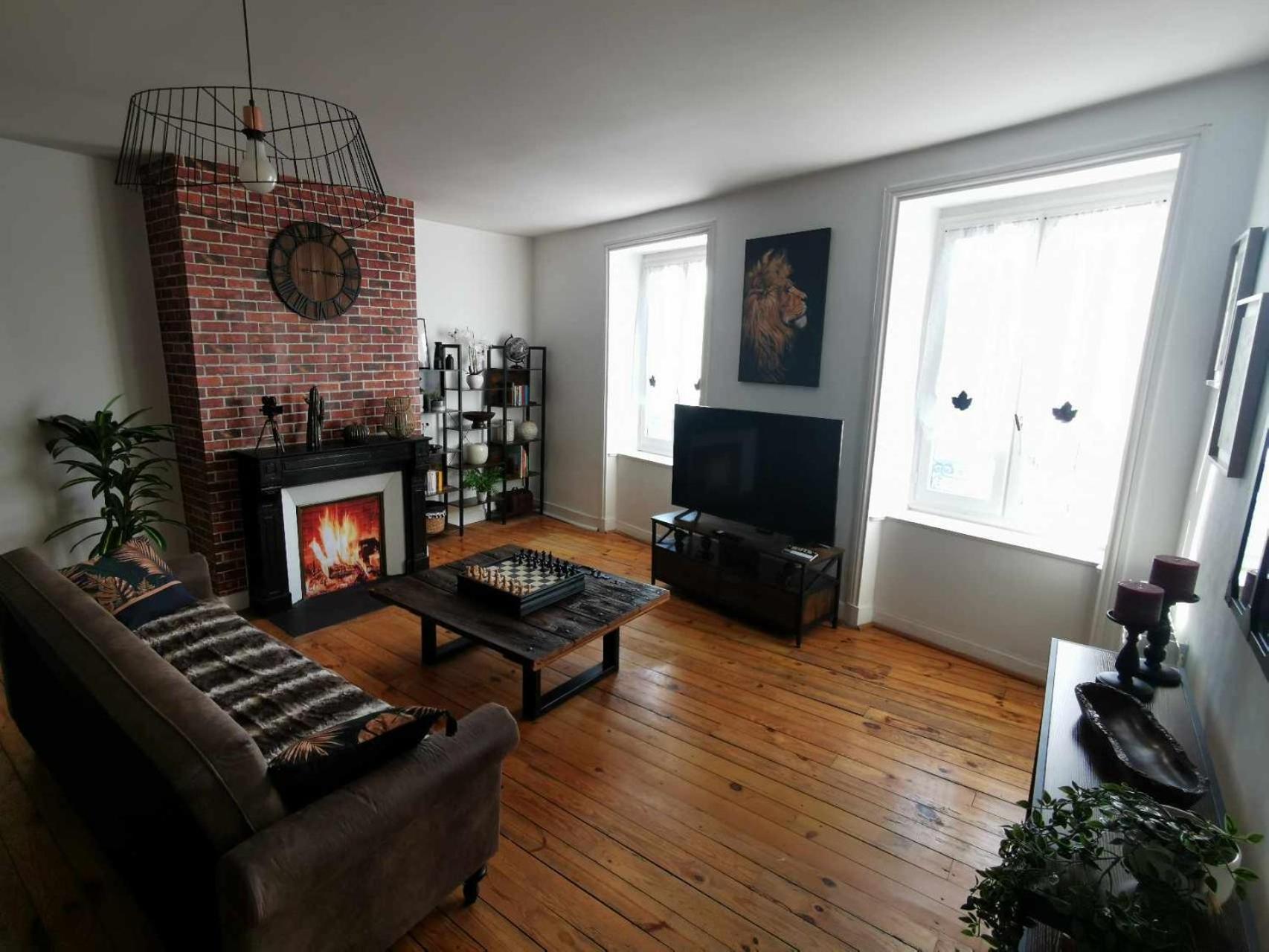 Bel Appartement De 1 A 7 Personnes Ambert Buitenkant foto
