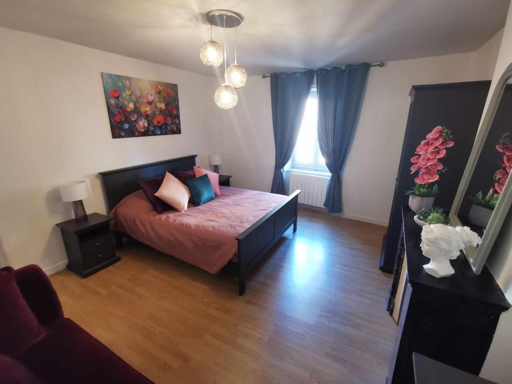 Bel Appartement De 1 A 7 Personnes Ambert Buitenkant foto
