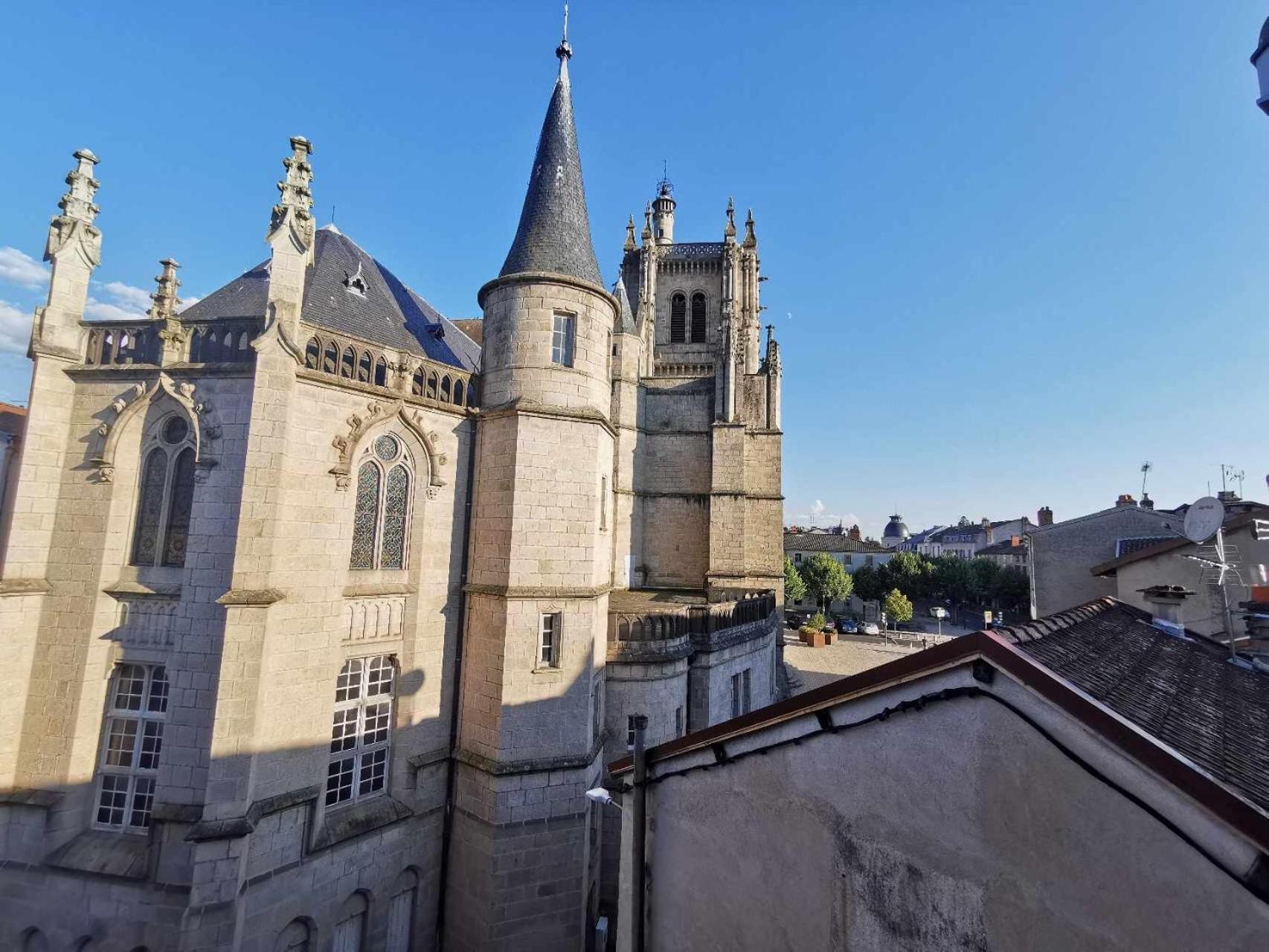 Bel Appartement De 1 A 7 Personnes Ambert Buitenkant foto