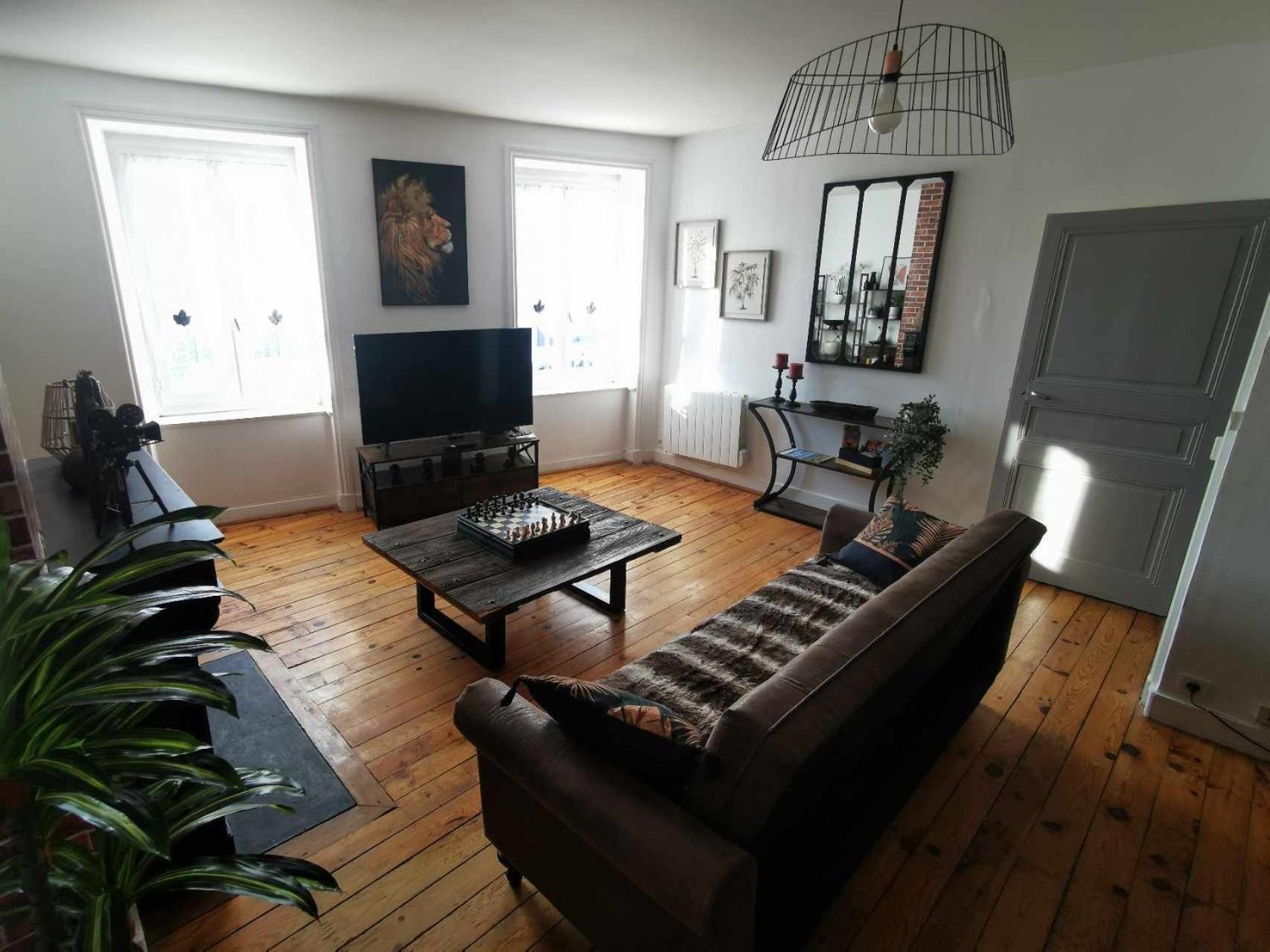 Bel Appartement De 1 A 7 Personnes Ambert Buitenkant foto